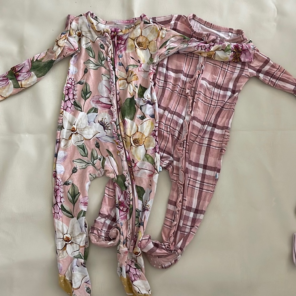 Posh Peanut zippered footies